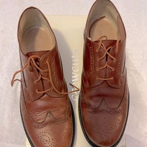 J Crew - crewcuts - kid’s classic leather wingtips - roasted cider - sz 6